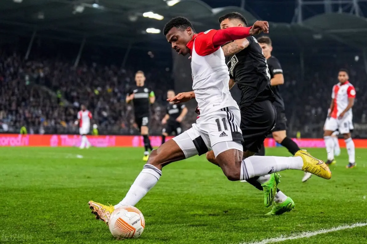 爱游戏官方入口-关于清晨费耶诺德调整名单以备国王杯，状态回暖环节打磨，目标明确，身体对抗强度拉满的信息